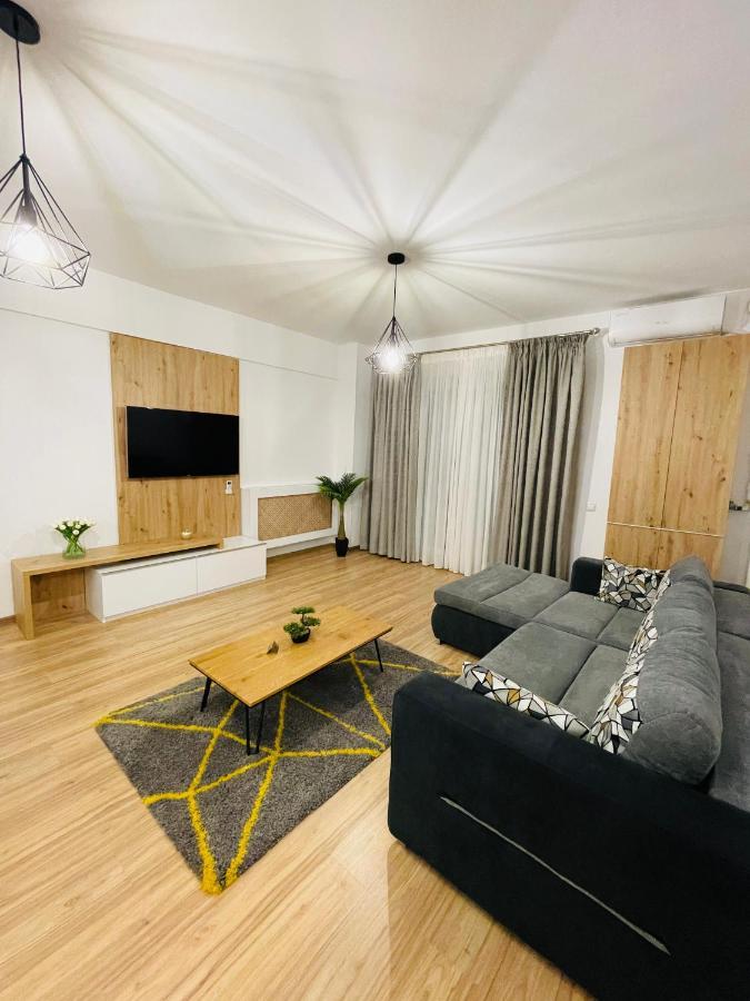 Royal Moonlight Apartment Mamaia Ngoại thất bức ảnh