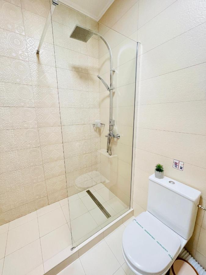 Royal Moonlight Apartment Mamaia Ngoại thất bức ảnh