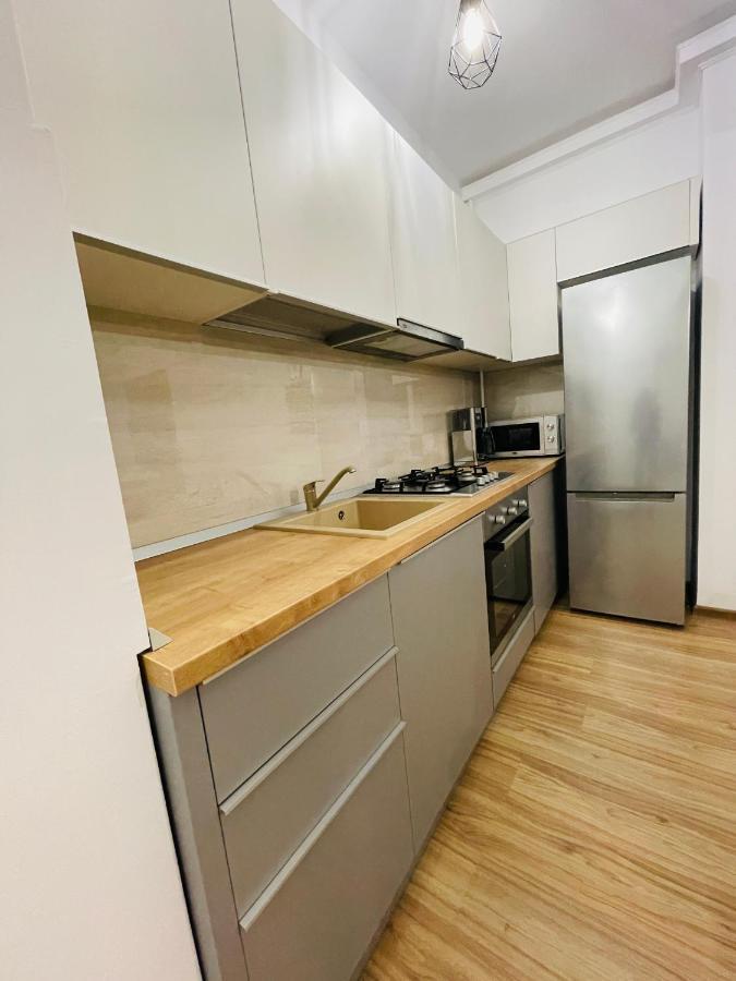 Royal Moonlight Apartment Mamaia Ngoại thất bức ảnh